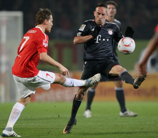 鲍威尔的表 鲍威尔的表